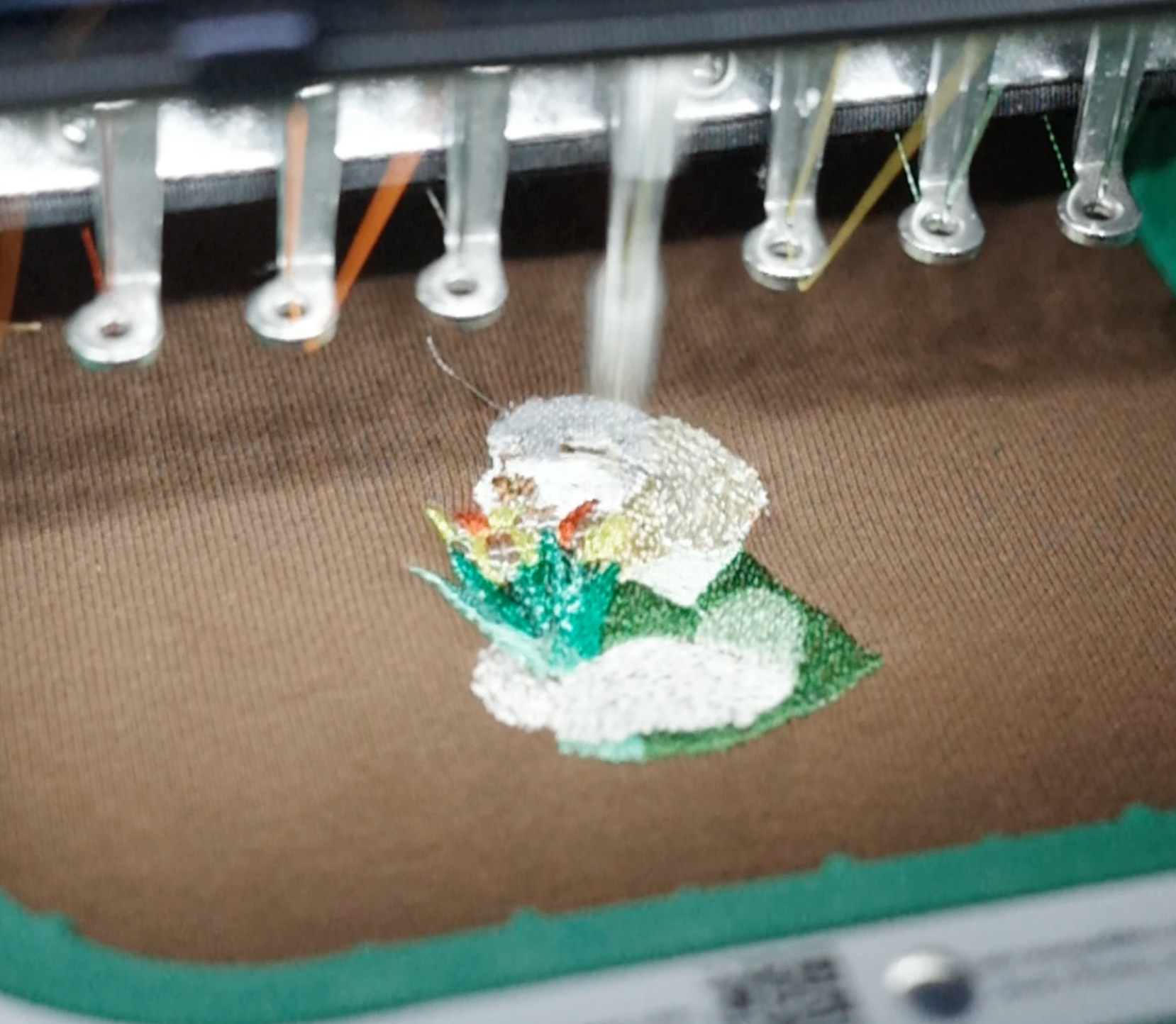 How Outline Stitches Bring Pet Portraits to Life