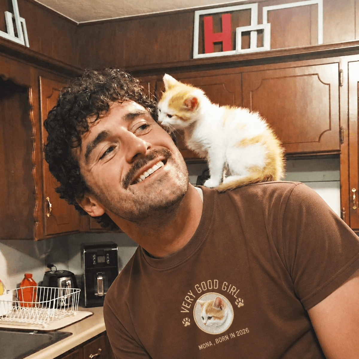 Custom Pet Embroidered Crest Stitch T-Shirt